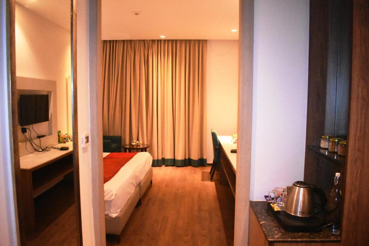 Lemonwood Suites By F9 Hotels - Trivoli Garden Chhatarpur New Delhi Luaran gambar
