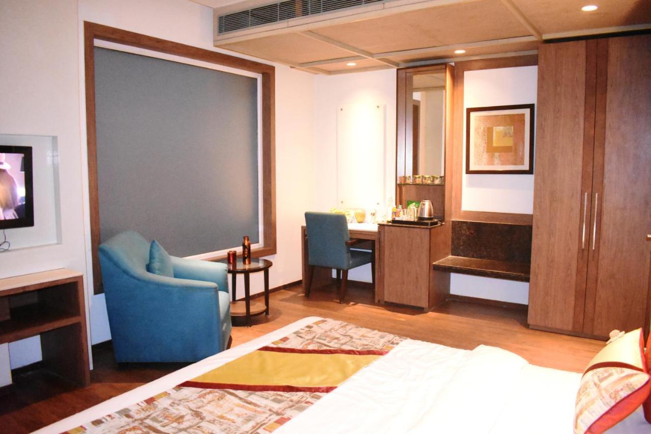 Lemonwood Suites By F9 Hotels - Trivoli Garden Chhatarpur New Delhi Luaran gambar