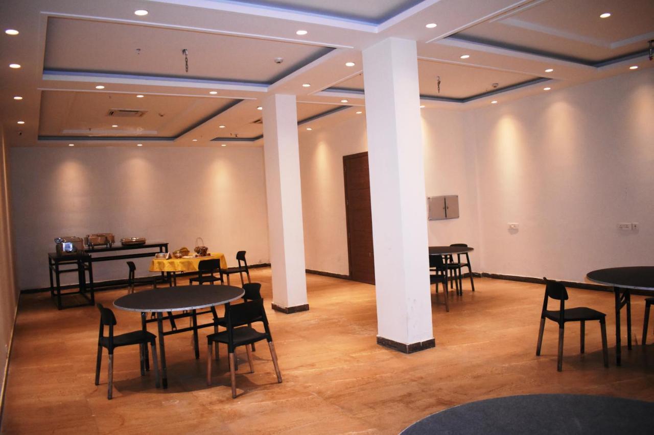 Lemonwood Suites By F9 Hotels - Trivoli Garden Chhatarpur New Delhi Luaran gambar